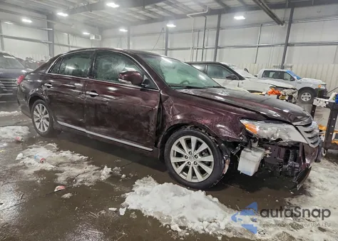 2011 Toyota Avalon Base z USA, uszkodzony, nr VIN 4T1BK3DB3BU426935